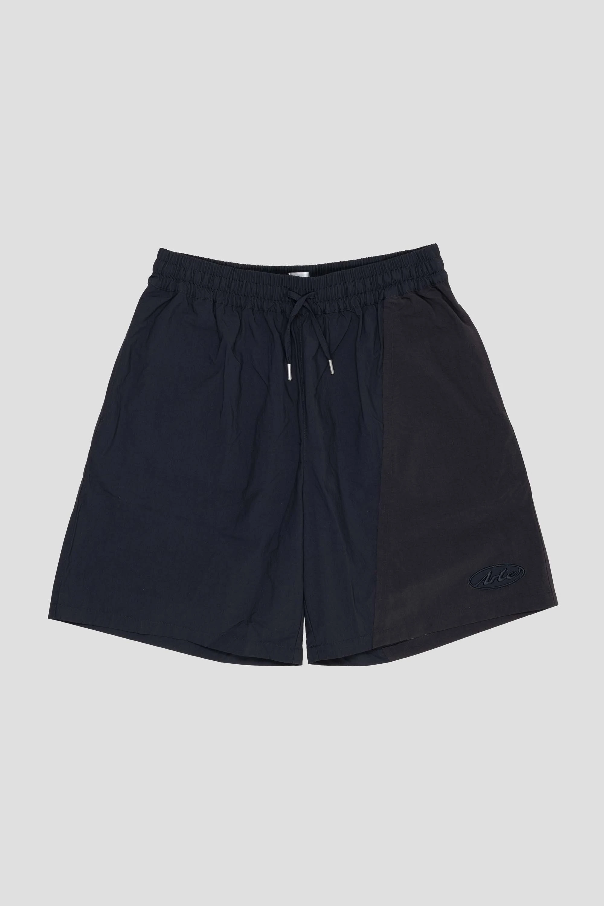 Distorted Shorts Black