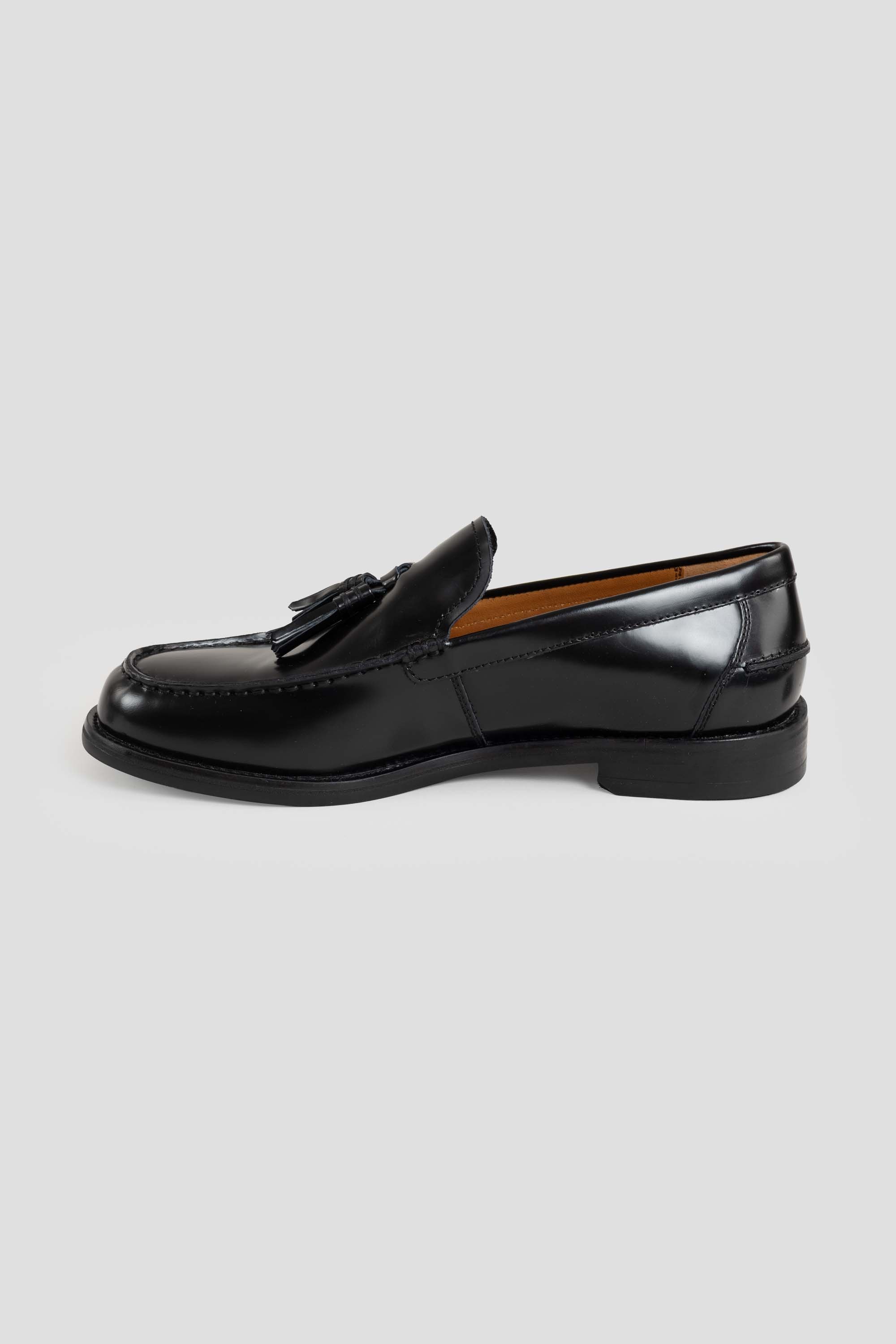 Steven Tassel Loafers Black