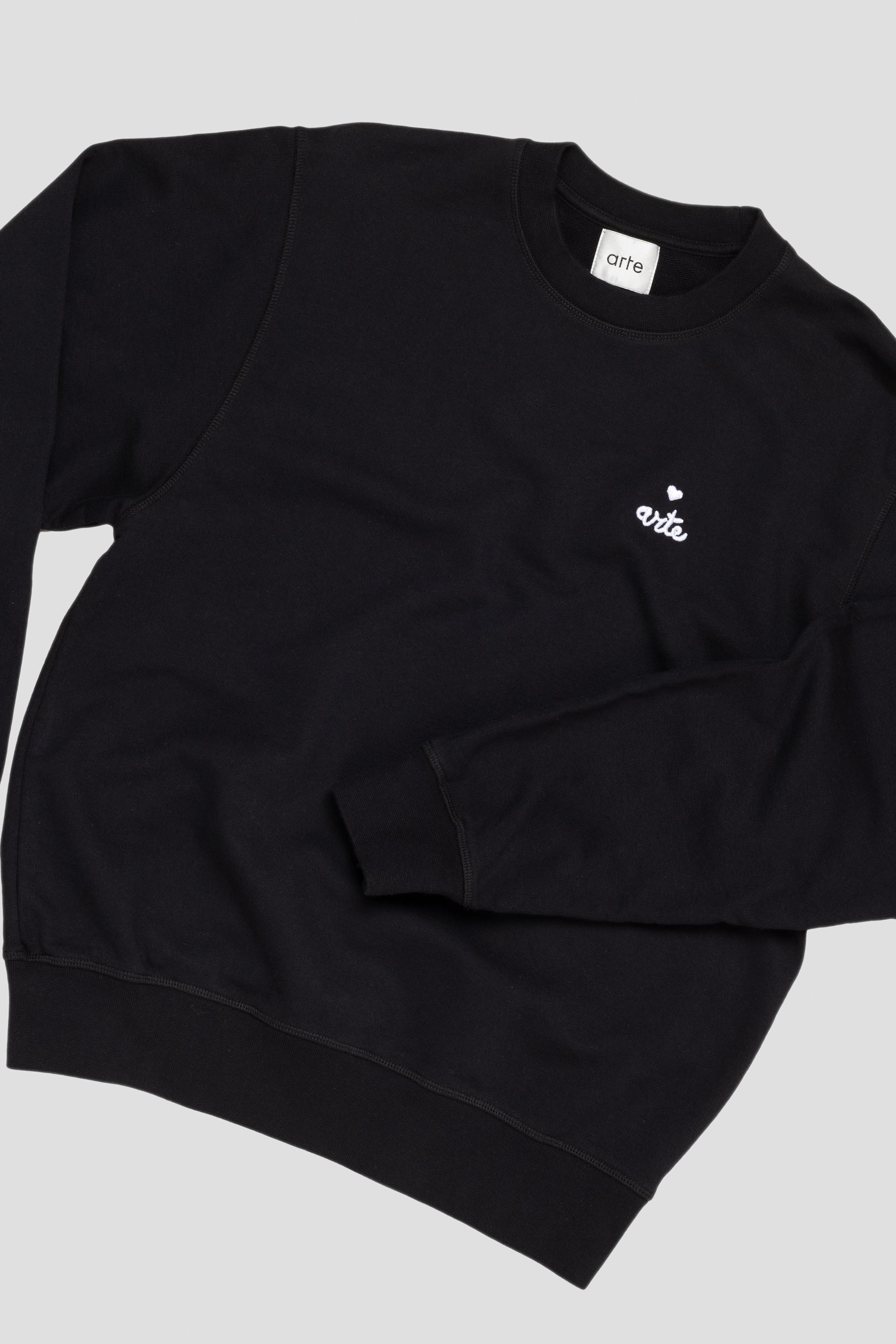 Heart Crewneck Black