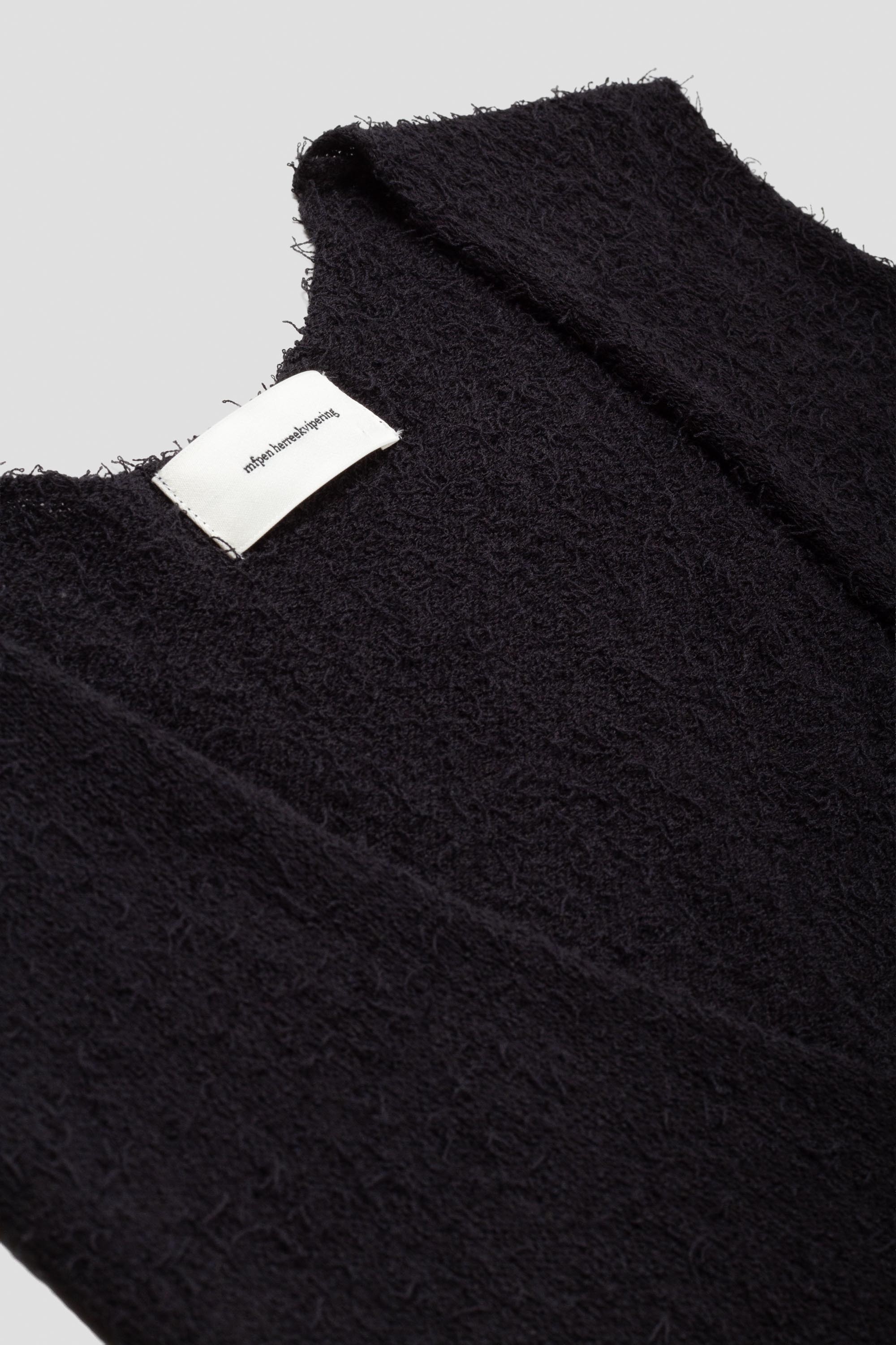 V-Neck Vest Black Snug