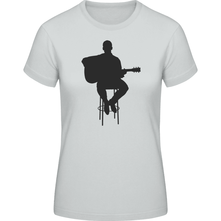 Sitting Guitarist T-shirt för kvinnor contain pic