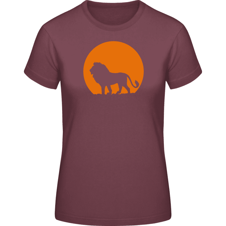 Lion in Moonlight T-skjorte for kvinner 0 image