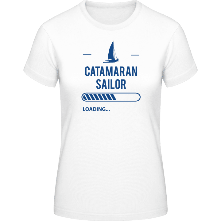 Catamaran Sailor Loading T-skjorte for kvinner contain pic