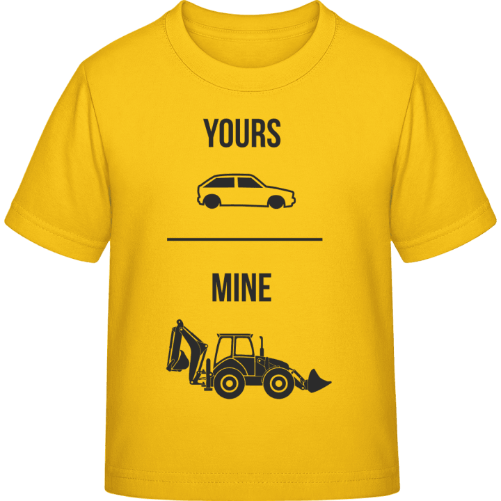 Car vs Tractor T-skjorte for barn contain pic