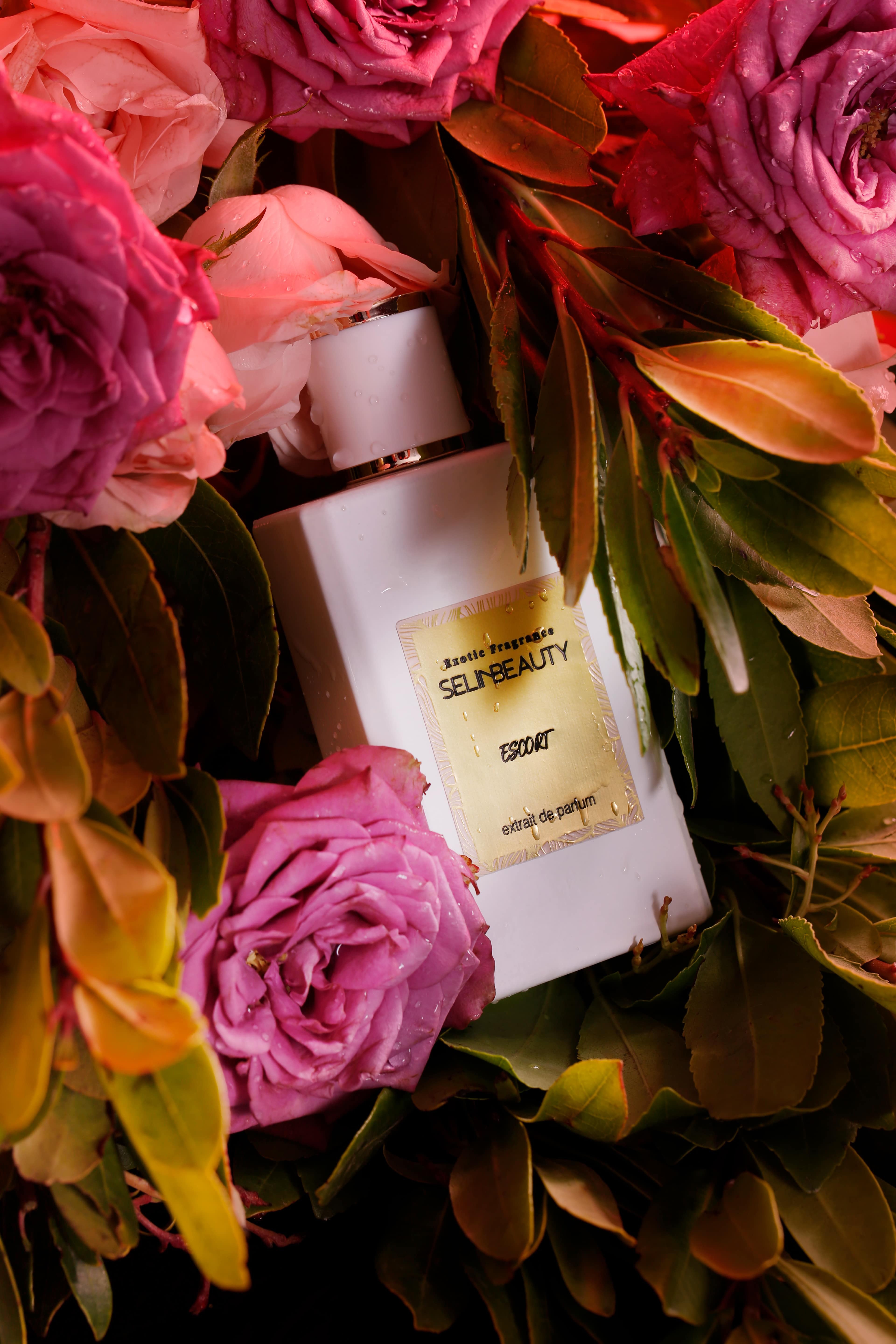 Exotic Escort Extrait De Parfum 50 ML Kadın Parfümü