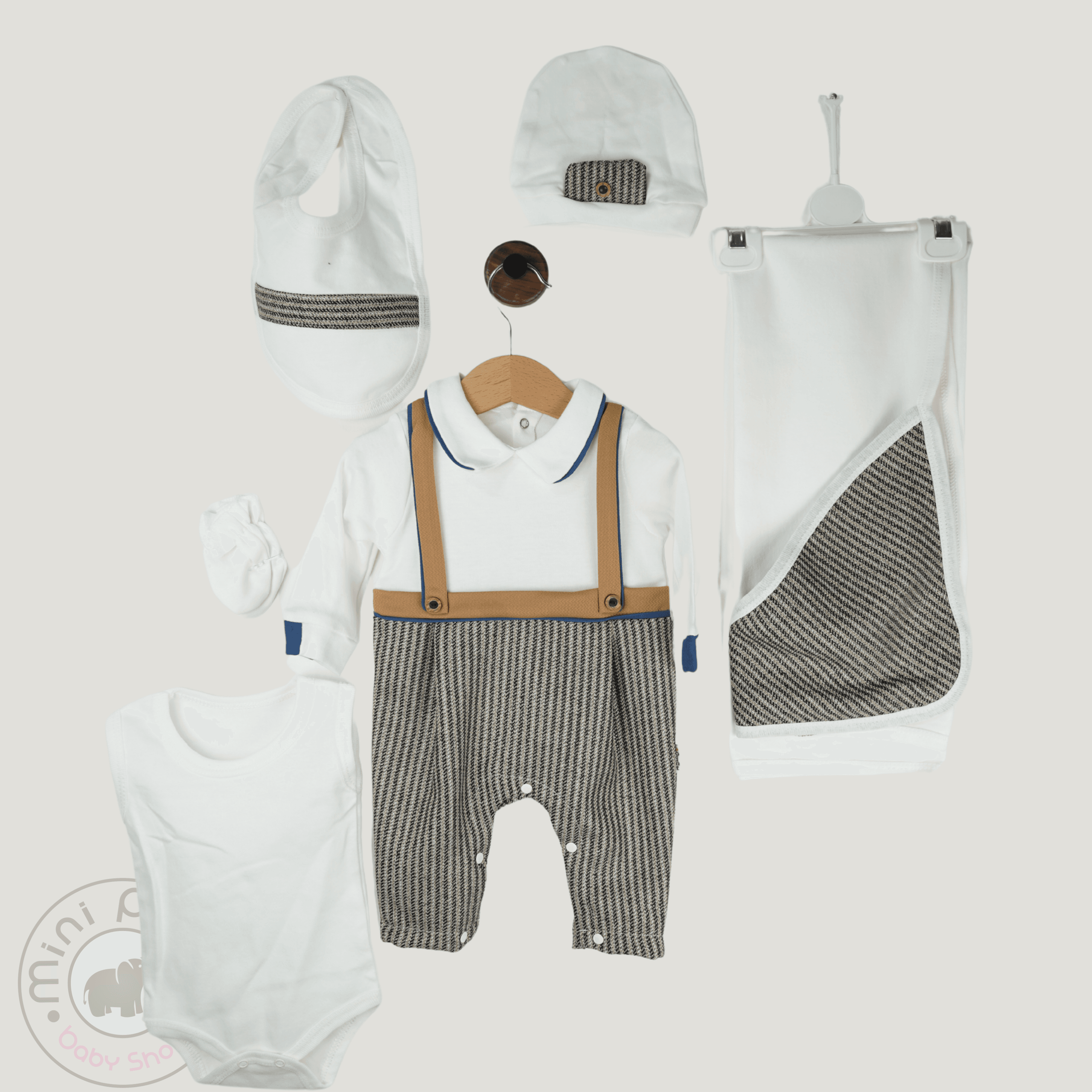 Baby Erstausstattung 7-teilig – Jungen Set mit Hosenträger-Optik