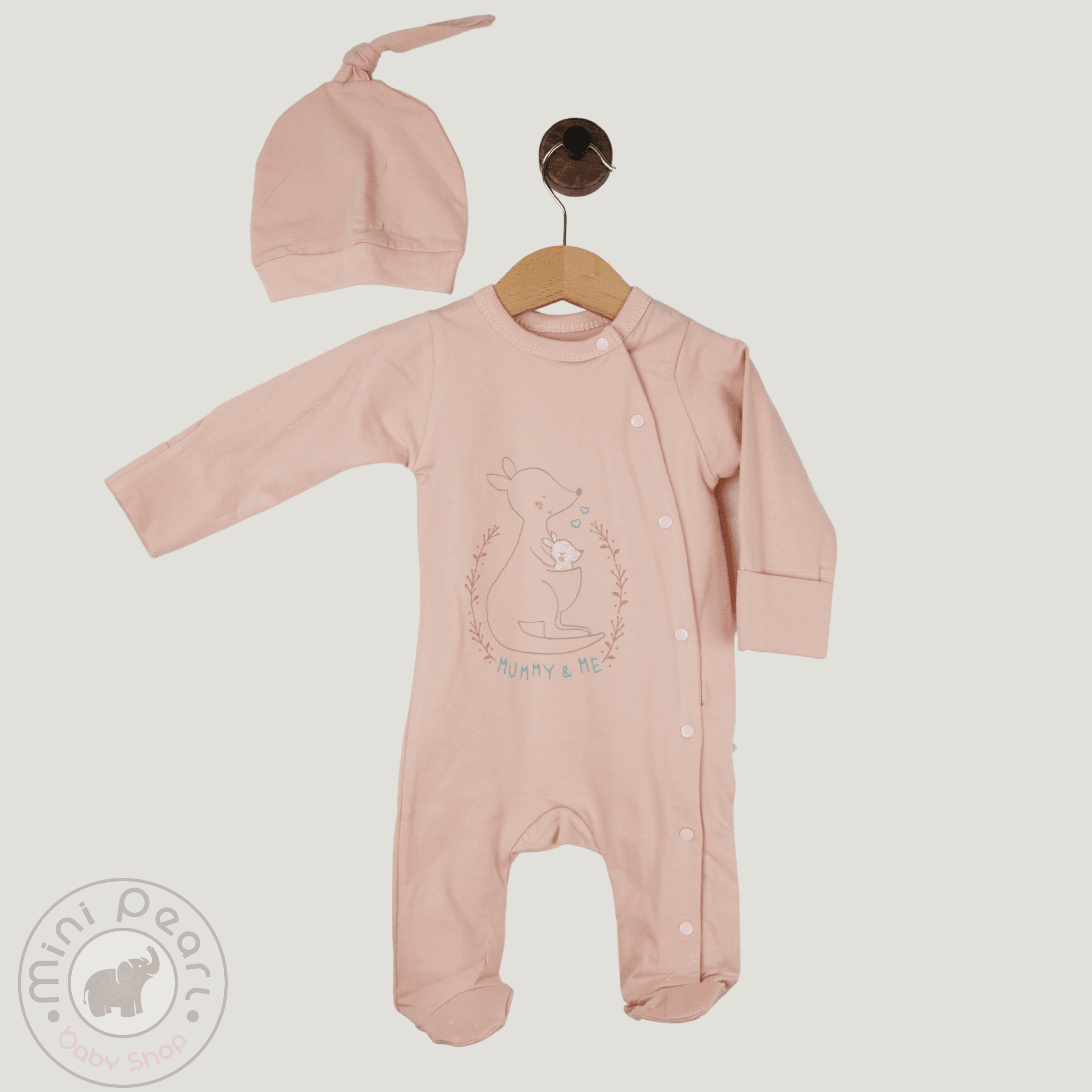 Baby Strampler mit Mütze – Mummy & Me – Weiß – Druckknöpfe
