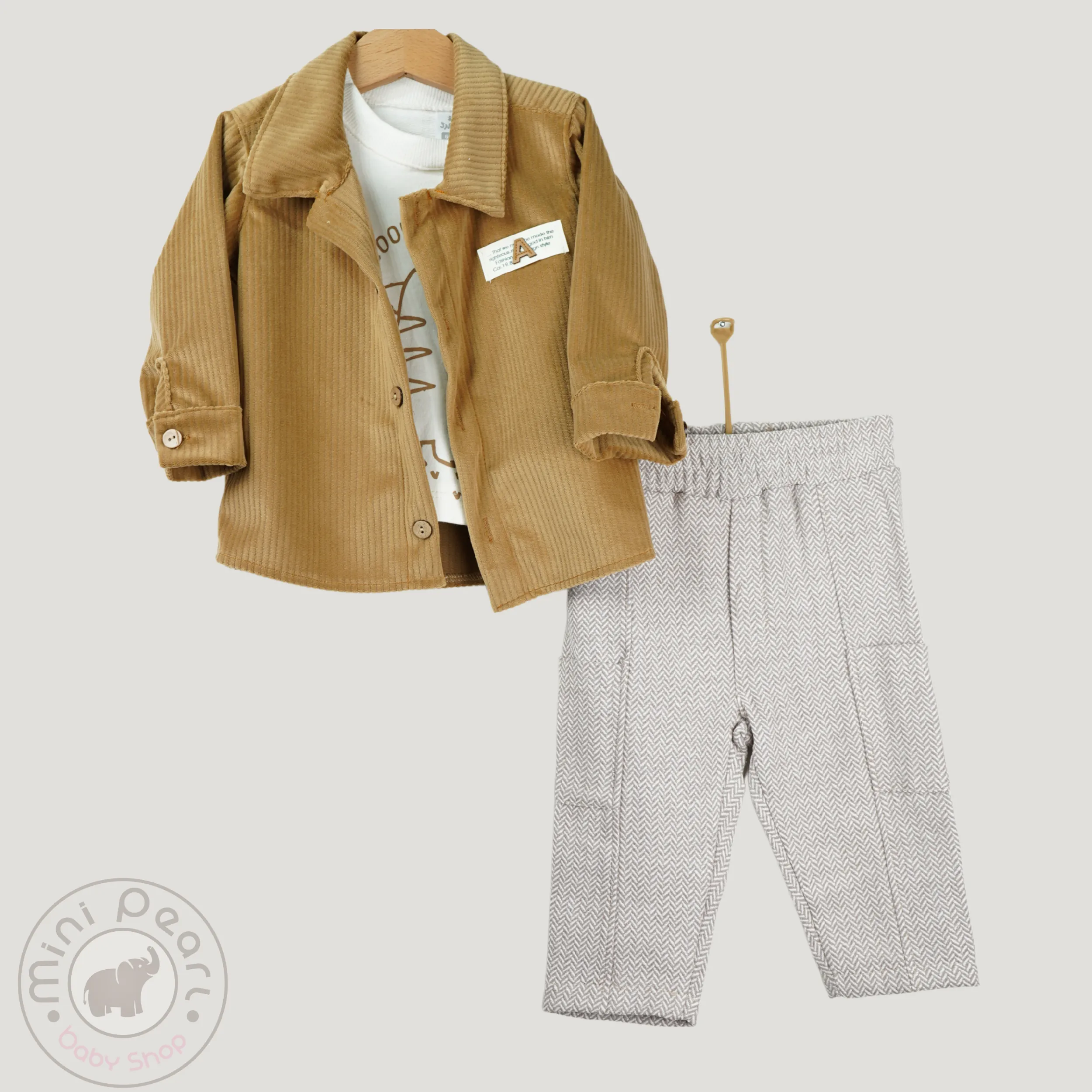 3-teiliges Baby Outfit mit Dino-Print und Cordjacke