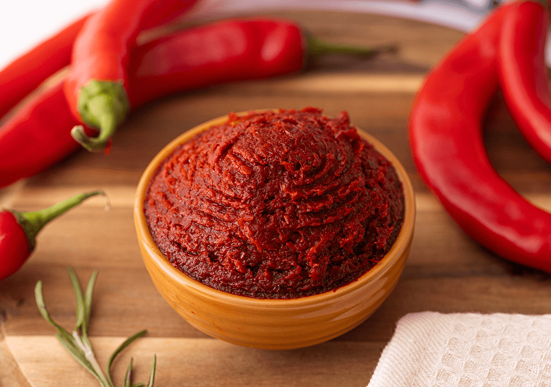 Ev Yapımı Antep Tatlı Biber Salçası (1 kg)