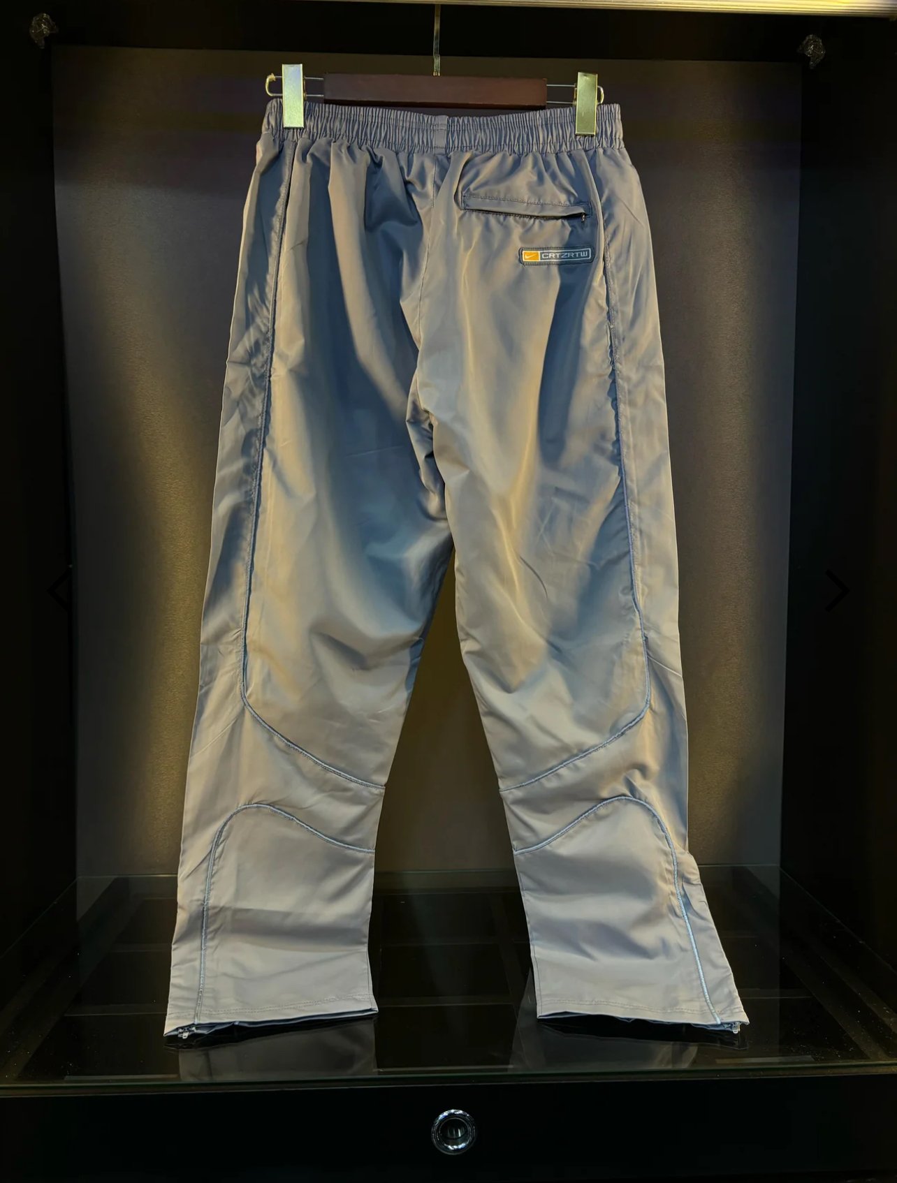 Nike Geacă și Pantaloni Impermeabili și Rezistenți la Vânt