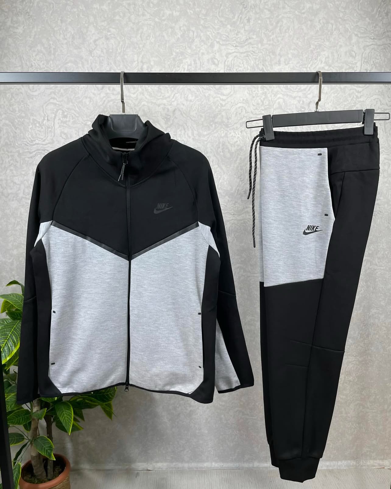 Nike Tech Fleece 