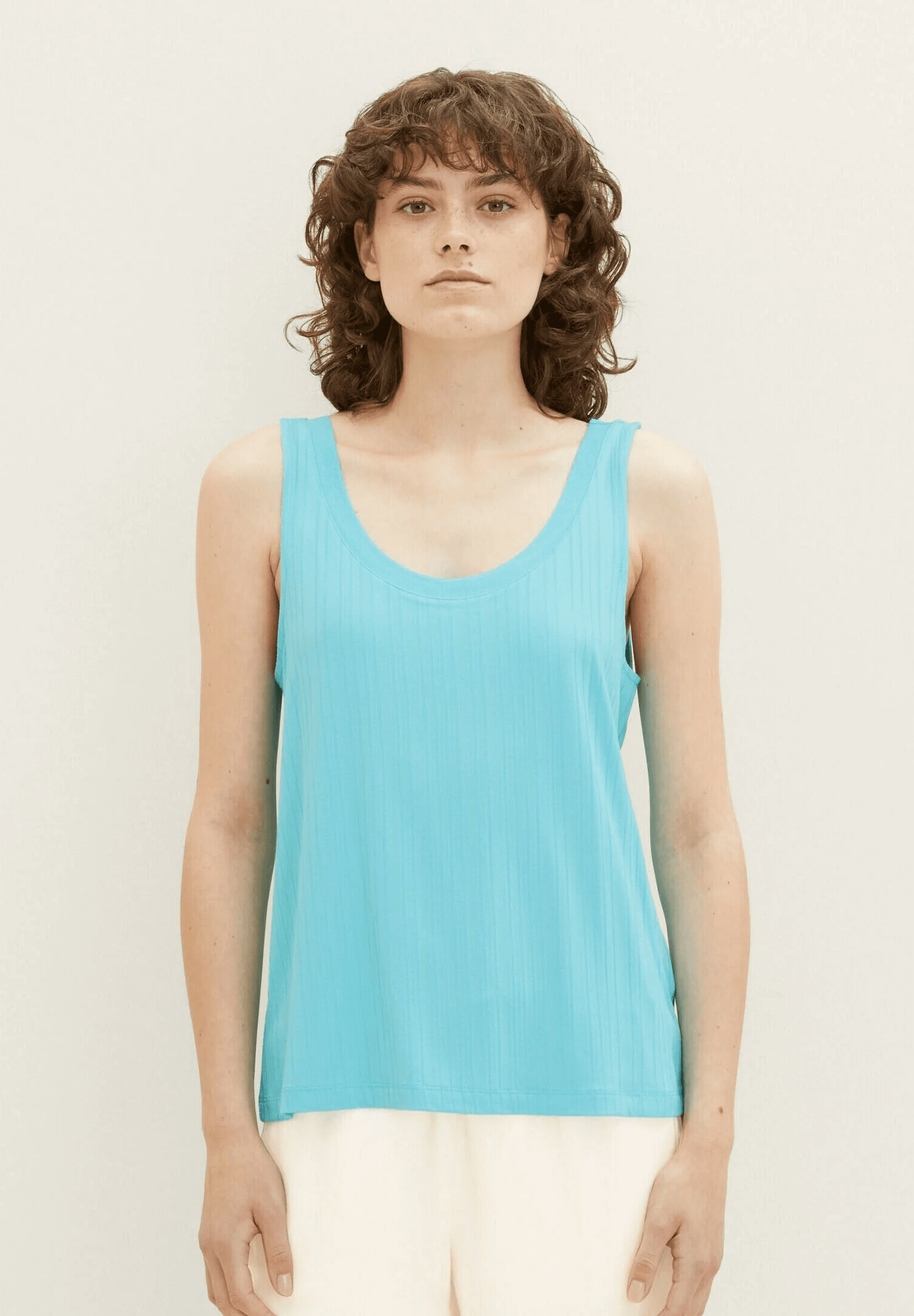 Geripptes Tanktop hellblau