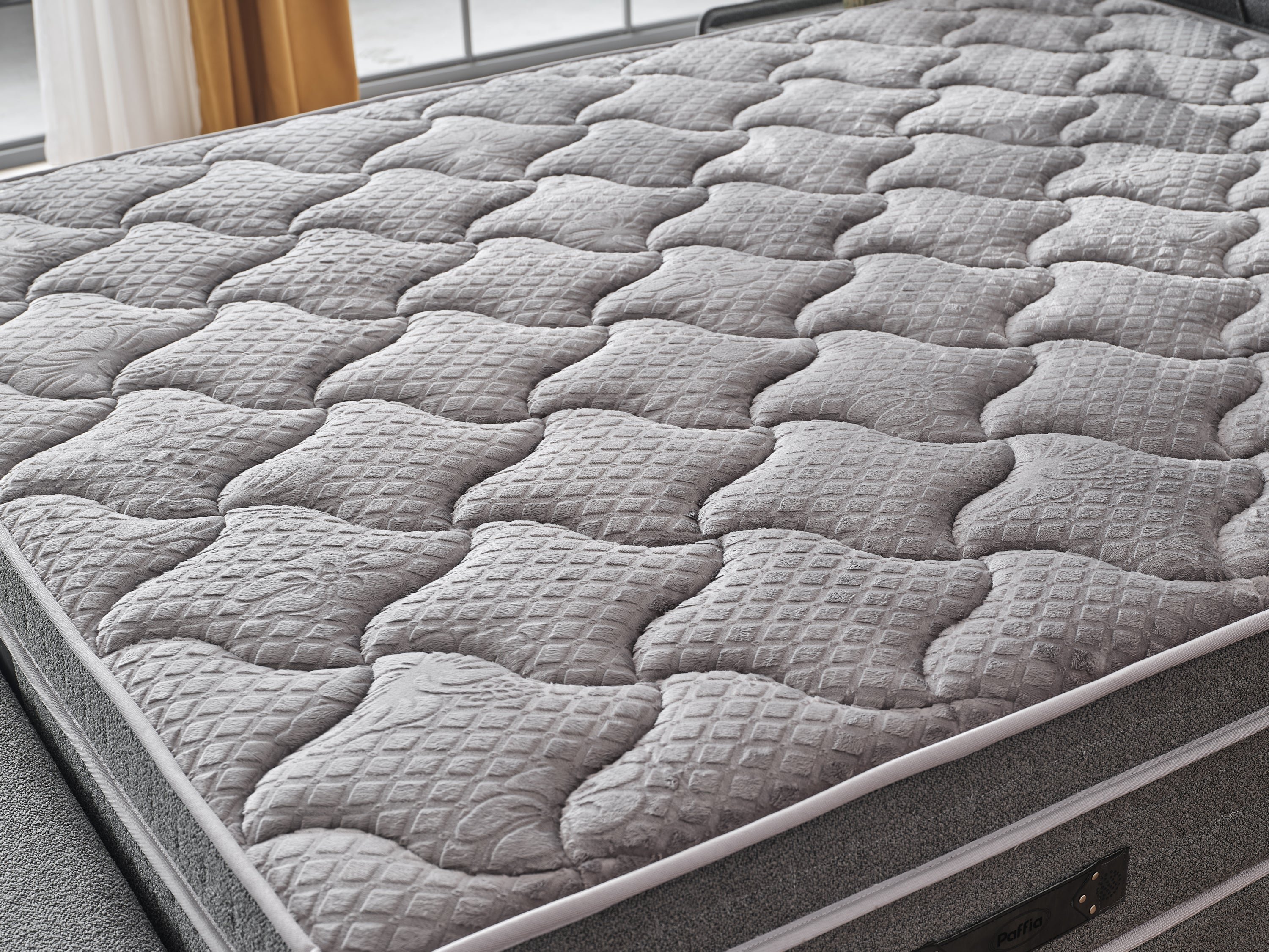Boxspringbett  LOTTİ, mit Bettkasten inkl. Matratze