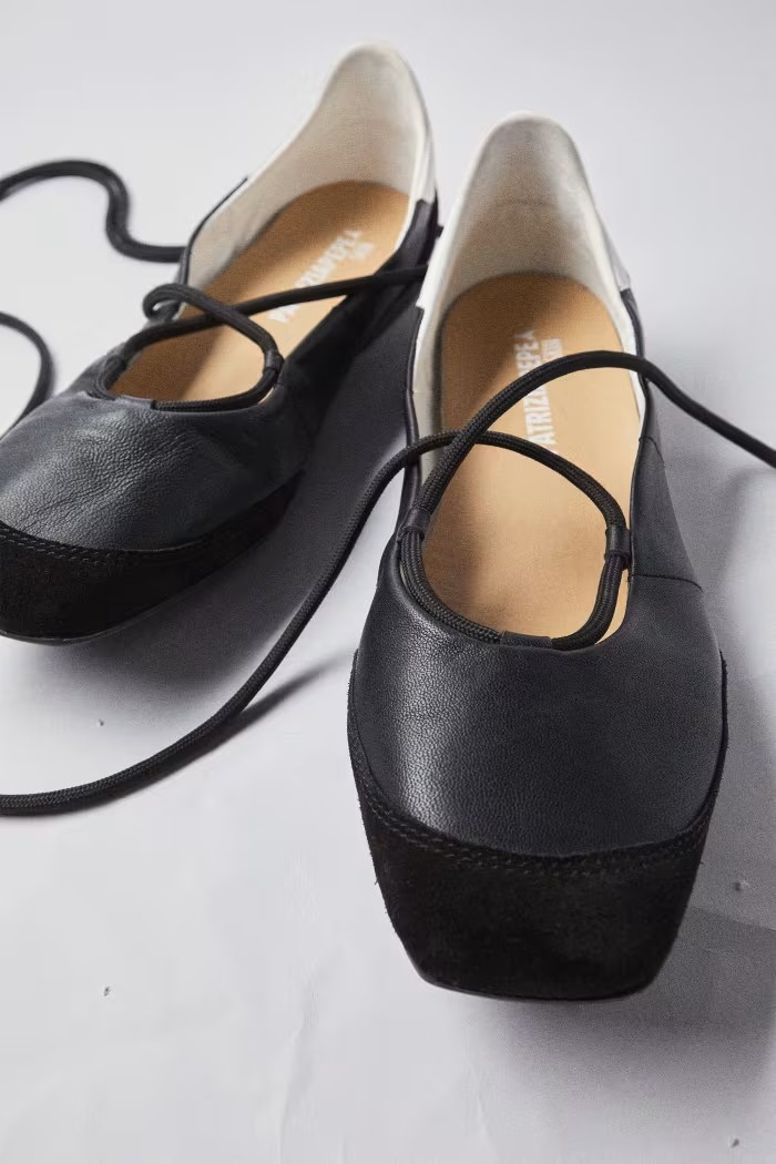 Dancing Skin Sneaker