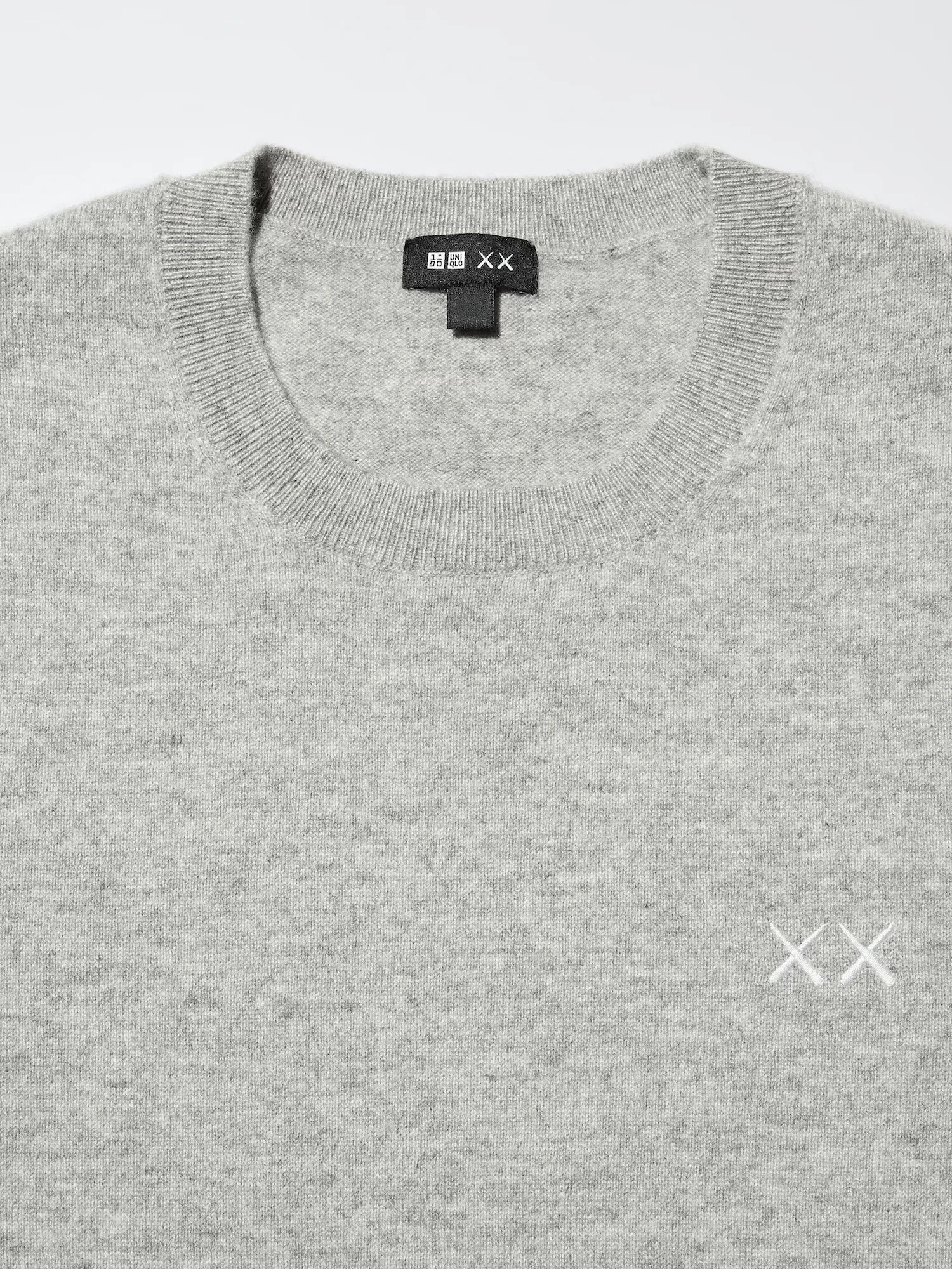 Kaws x Uniqlo Kaşmir Kazak