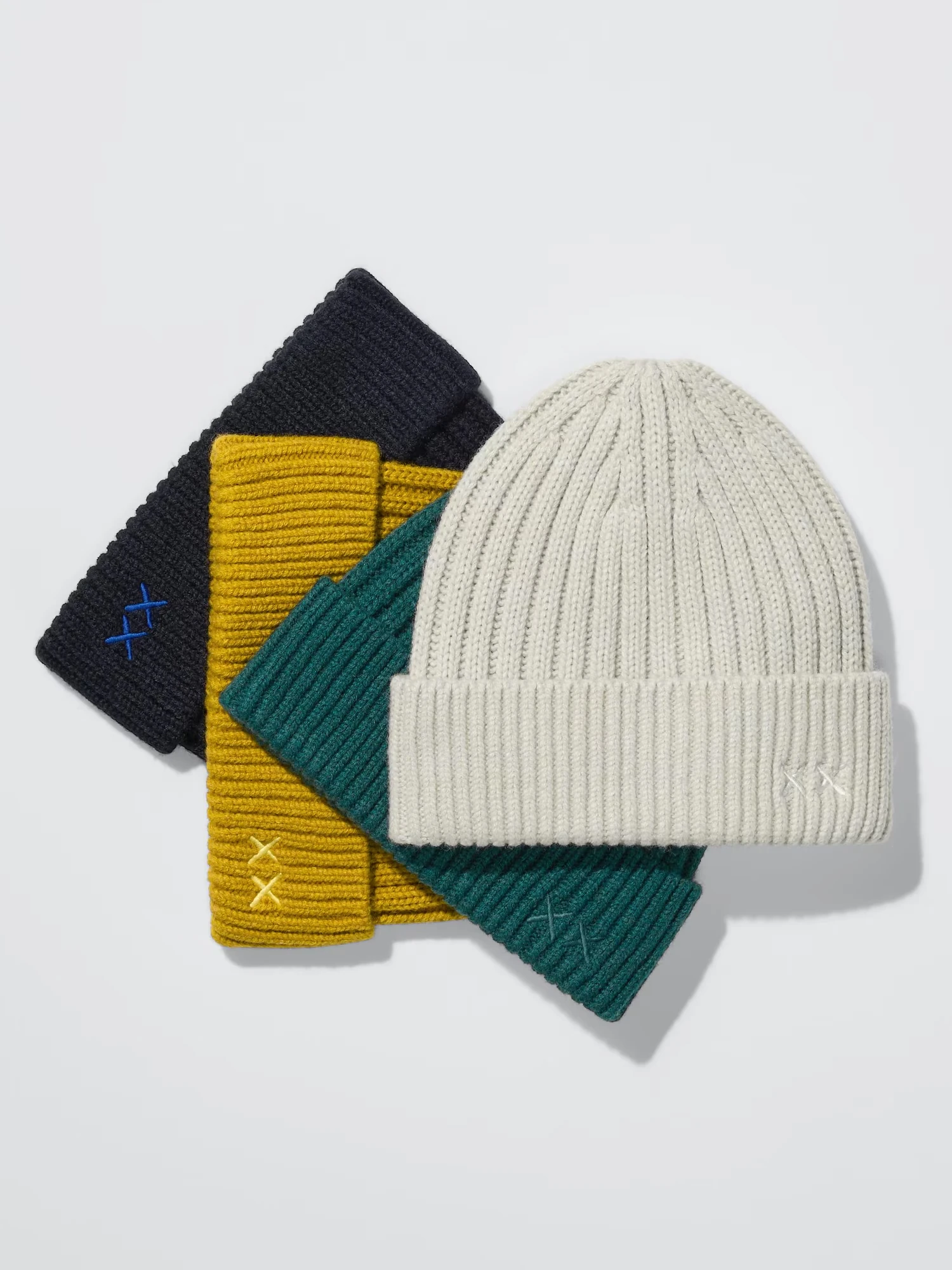 Kaws x Uniqlo Heattech Bere