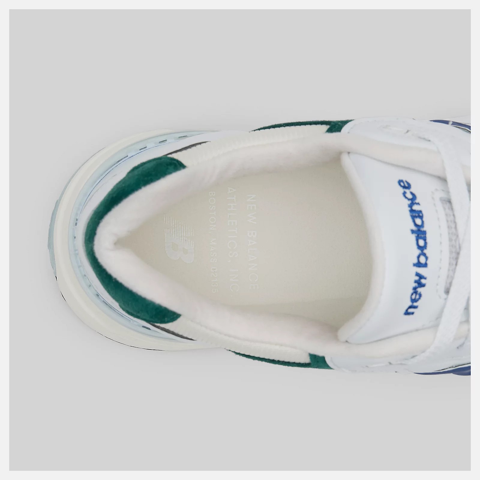 992 Sneaker