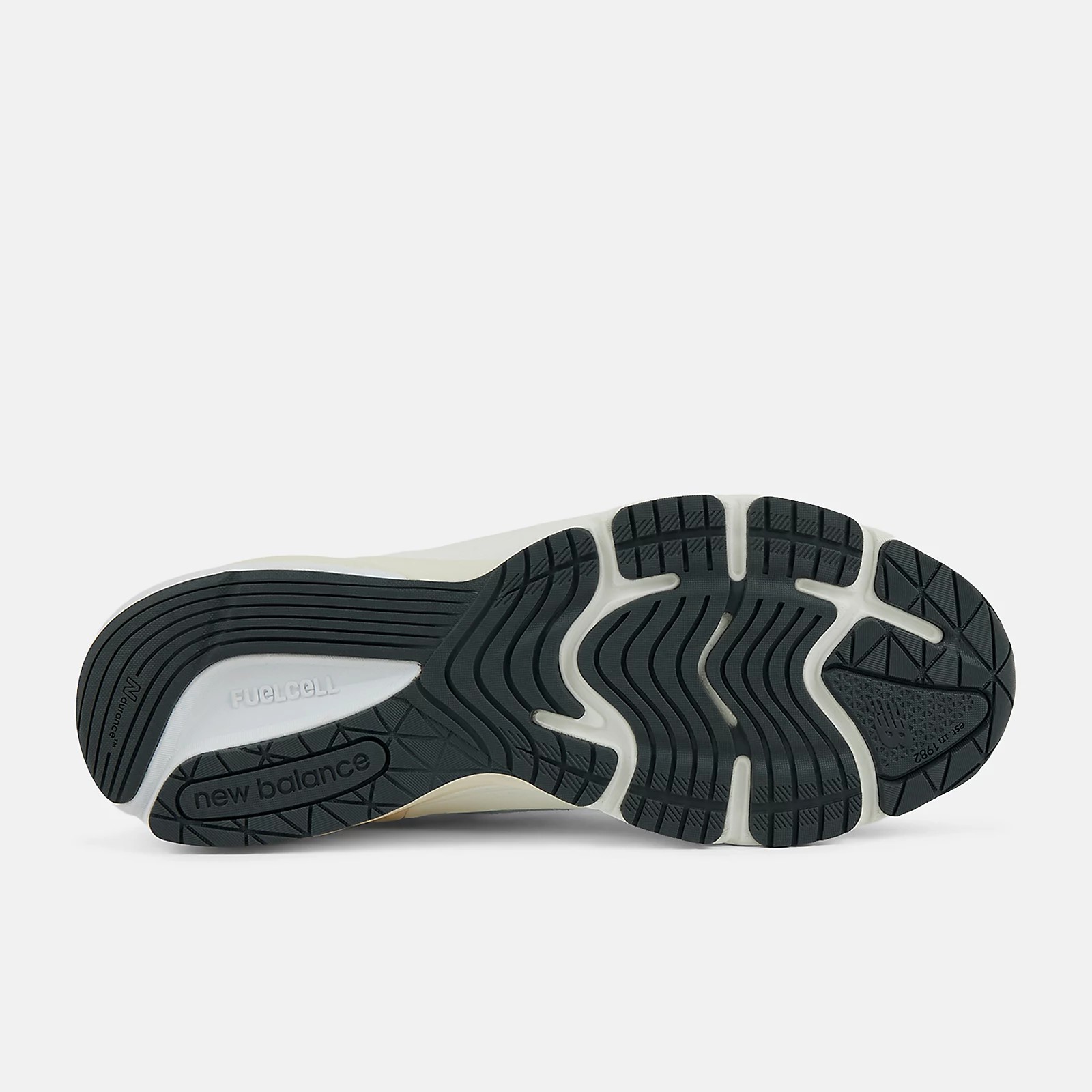 990v6 Sneaker