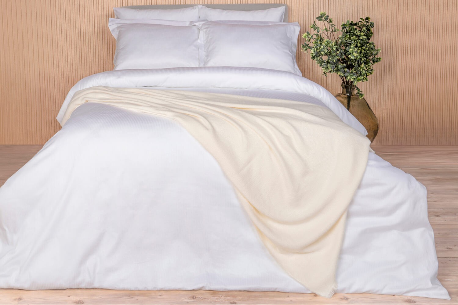 MİLANO Classic Weiß Bettbezug