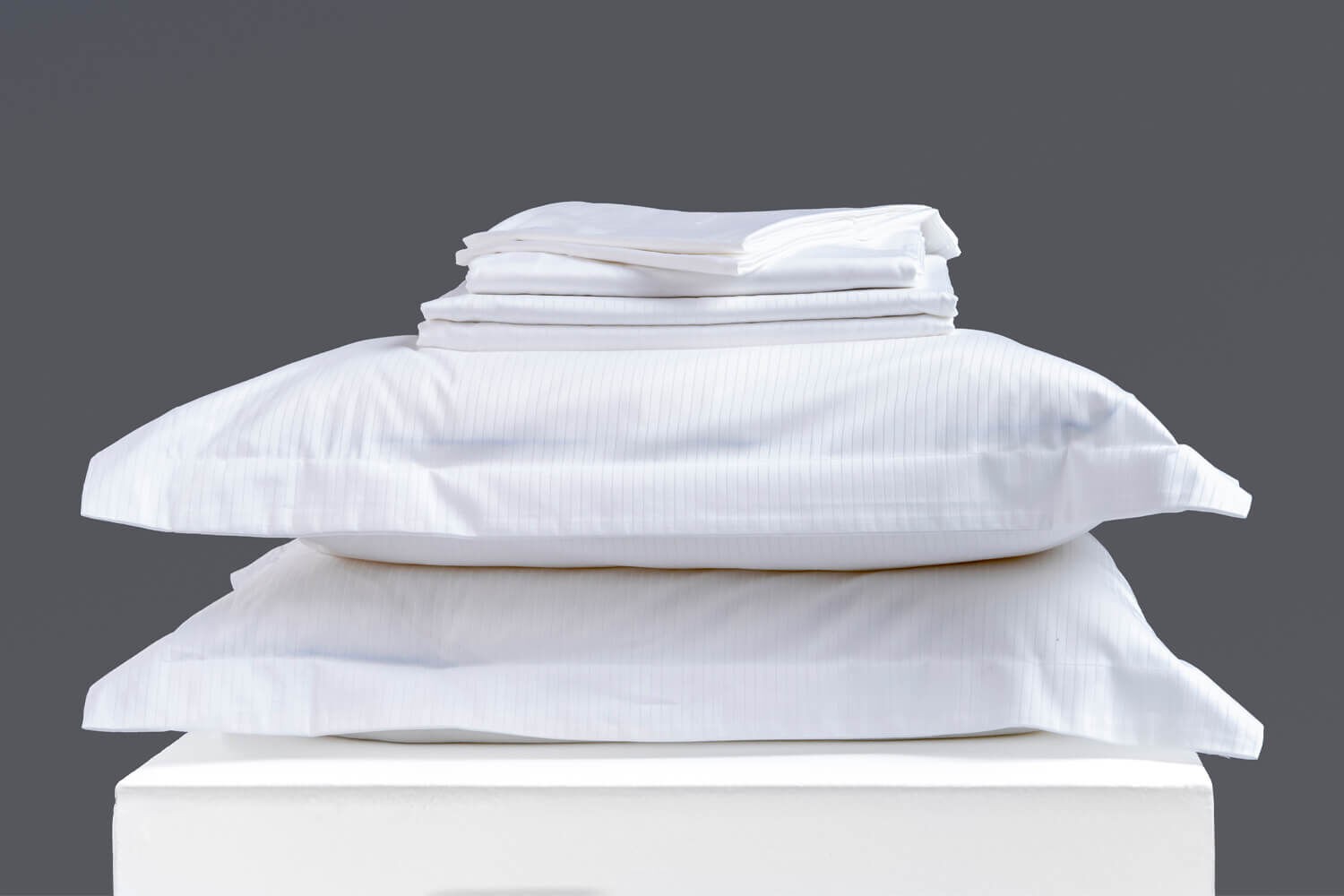 MİLANO Classic Weiß Bettbezug