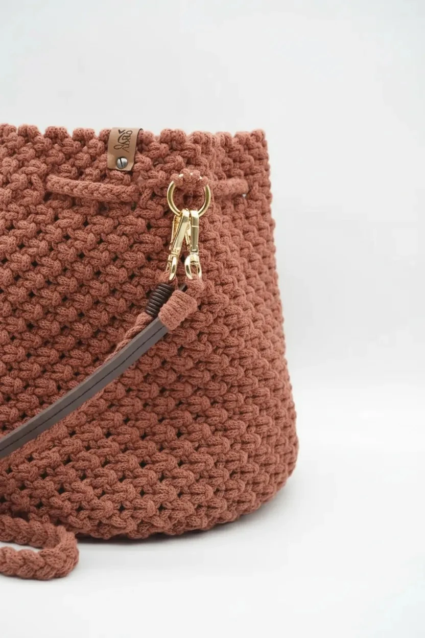 Knot&Carry Maxi Bucket Bag