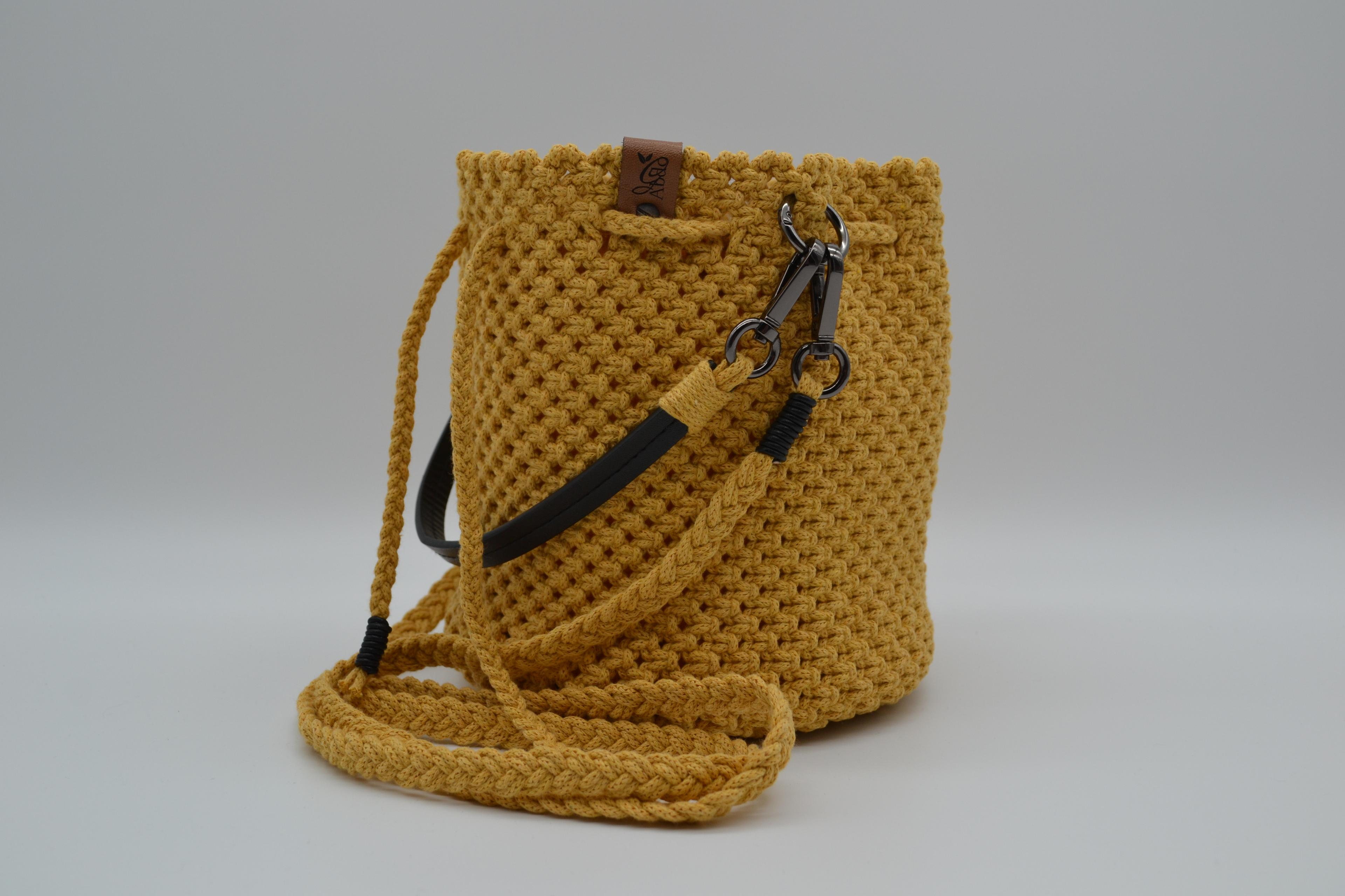 Bucket Bag "Knot & Carry"