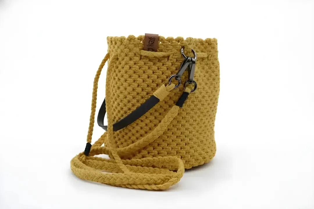 Bucket Bag "Knot & Carry"