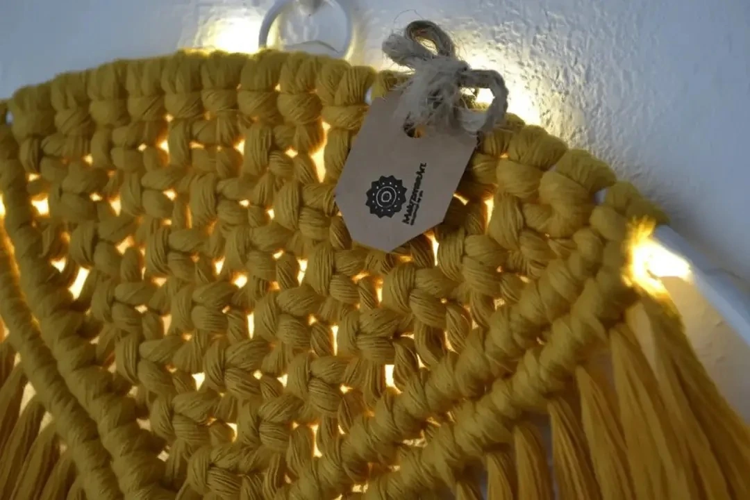 Makramee Wanddeko "Golden"