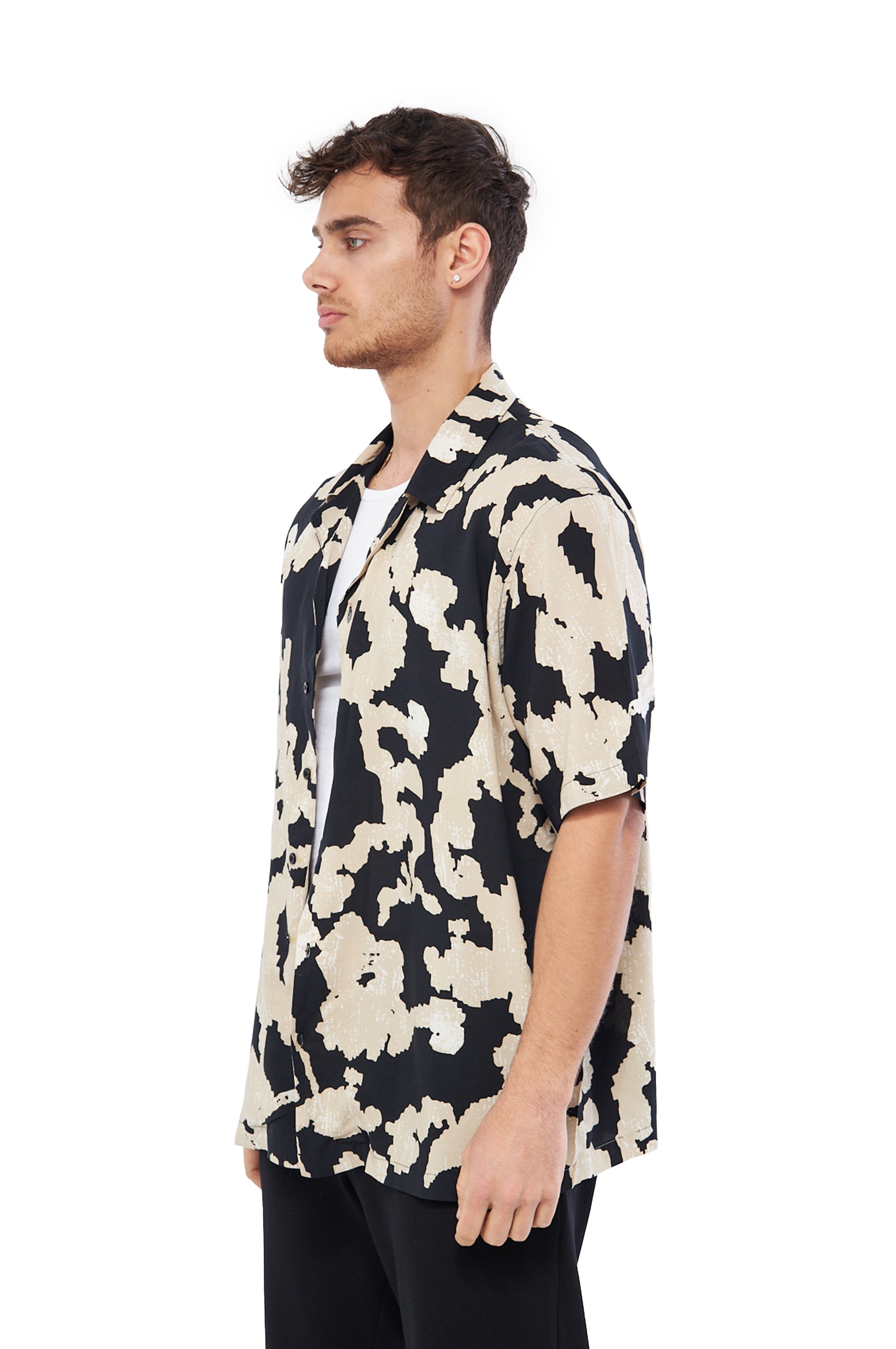 STATS SHORT SLEEVE OVERSIZED SHIRT MEN