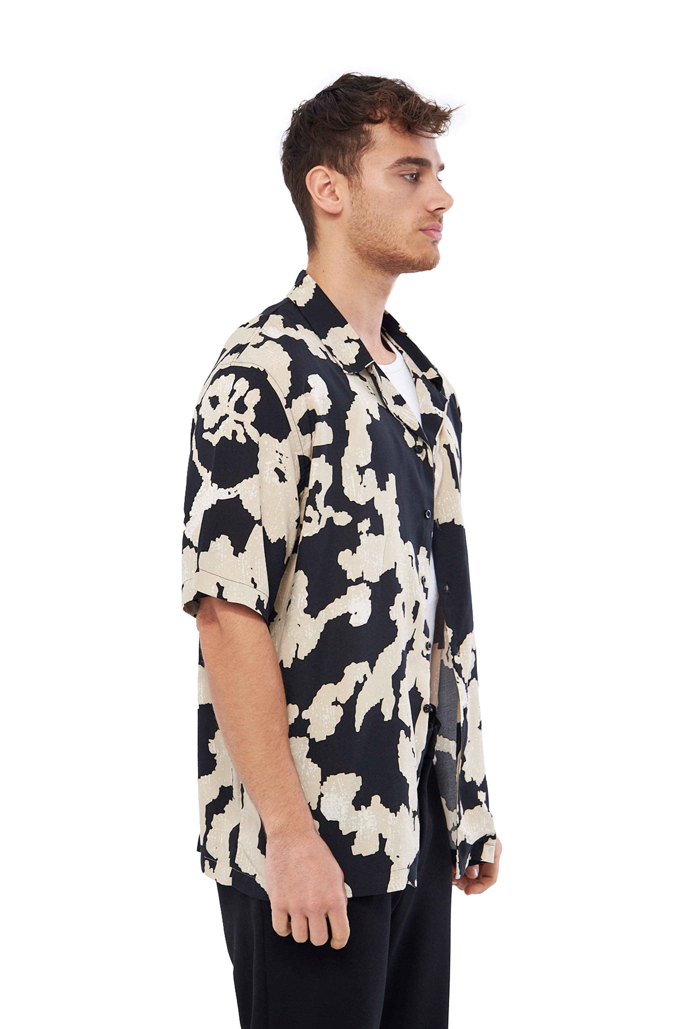 STATS SHORT SLEEVE OVERSIZED SHIRT MEN